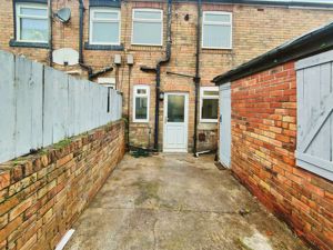 Photo 16- click for photo gallery